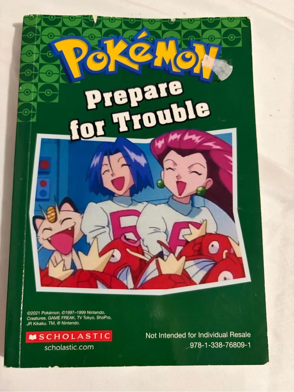 Pokemon Book Lot- 4 books: 2 chapter, 1 guide, 1 graphic novel
